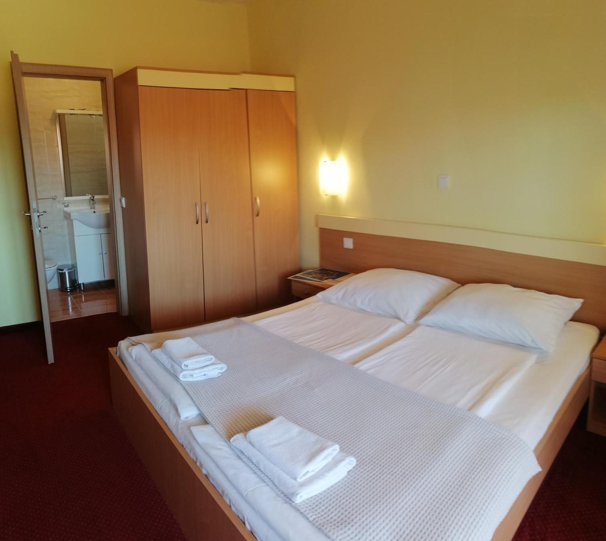 Apartmani Simon Lopar Cameră foto